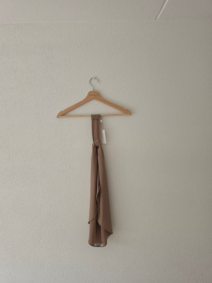 Soft Taupe X Essential Instant