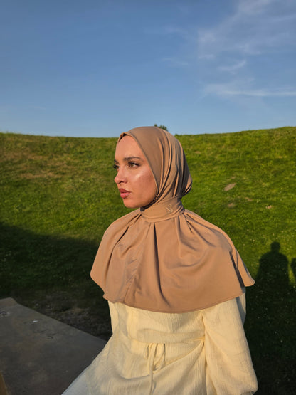 Soft Taupe X Essential Instant
